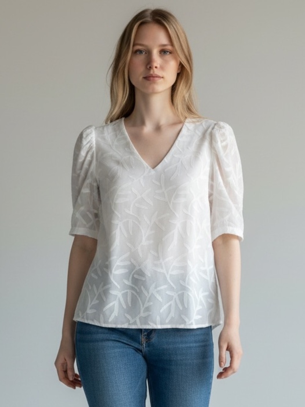 A New Day White Textured Floral V-Neck Puff Sleeve Blouse Size L - Picture 1 of 4